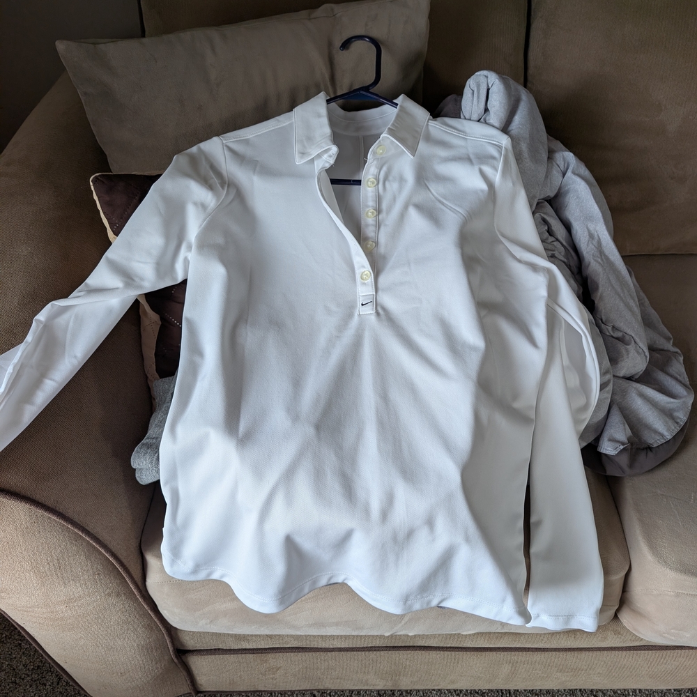 Nike White Women's Blouse - Picture 2 of 7